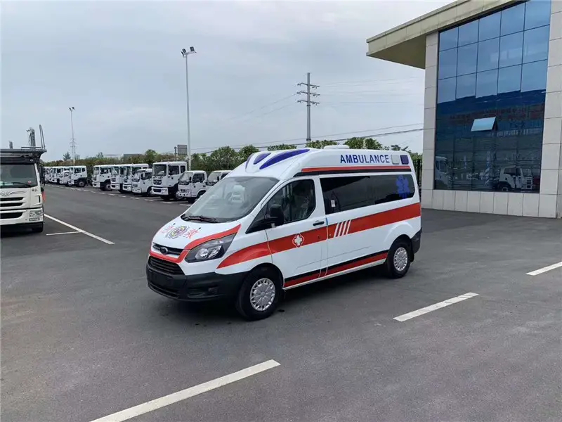 新龙县救护车出租